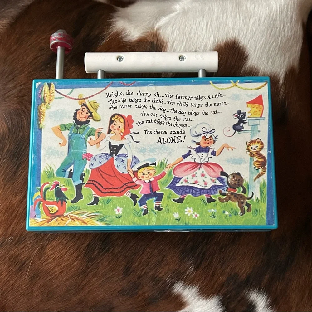 Fisher Price Two Tune Music Box TV Melody “Farmer In The Dell”